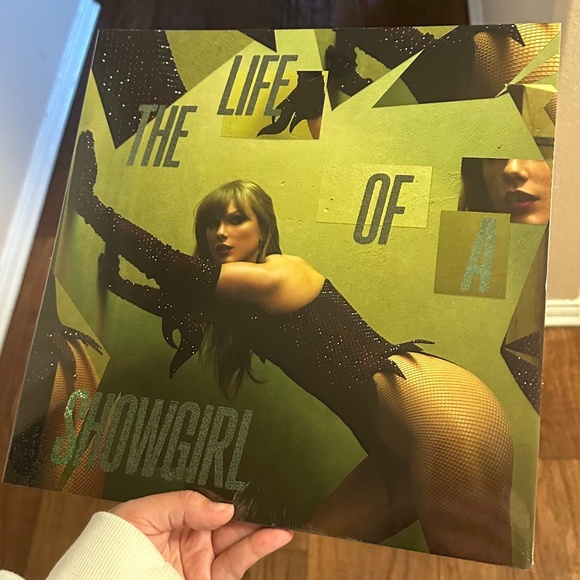 Taylor Swift The Life of a Showgirl Vinyl Record Shiny Bug Wintergreen